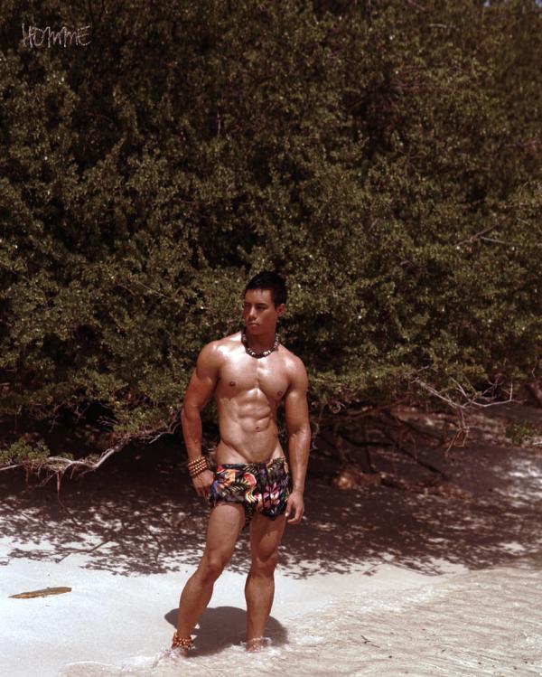 Homme-6-精壯美男魚